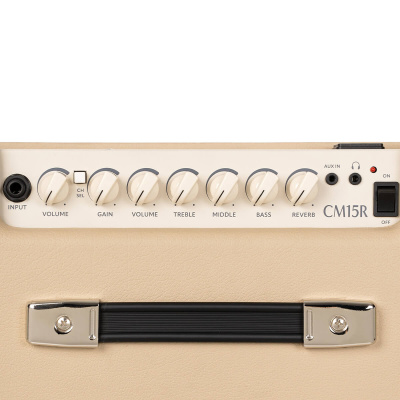 CORT CM15R-EU-WTS CM Комбоусилитель гитарный