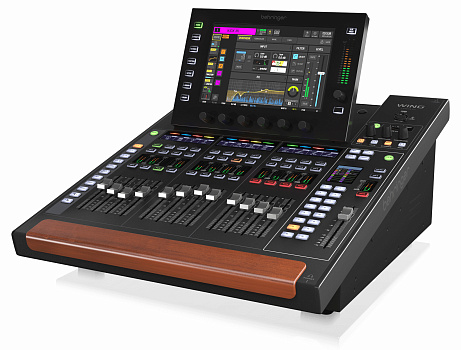 BEHRINGER WING COMPACT Цифровой микшерный пульт